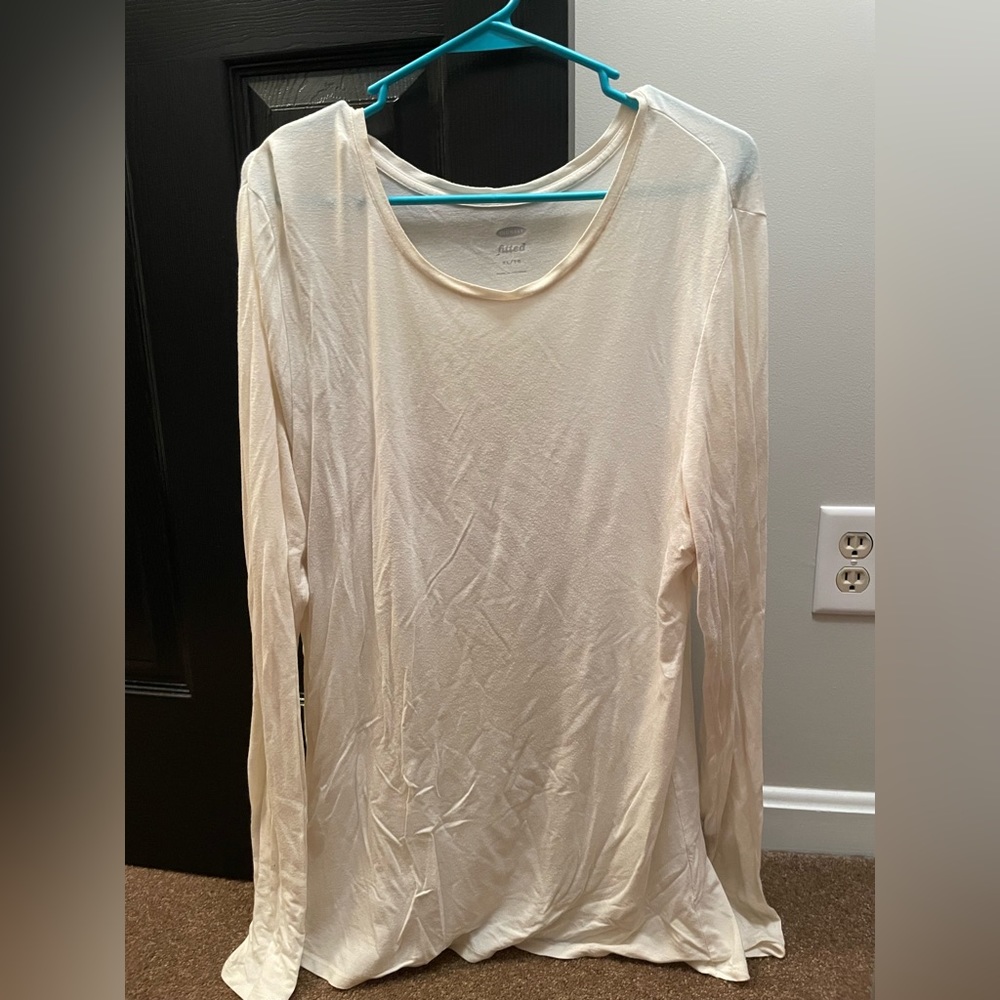 Old Navy Long Sleeve T